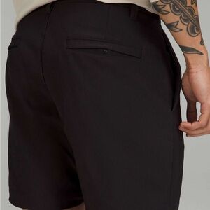 Lululemon Men's Commission 7” Short - Black